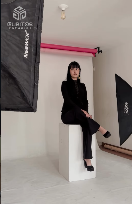 Sesión de fotografía en el estudio de Cubitos